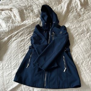 Laundry Rain Jacket, size Medium
